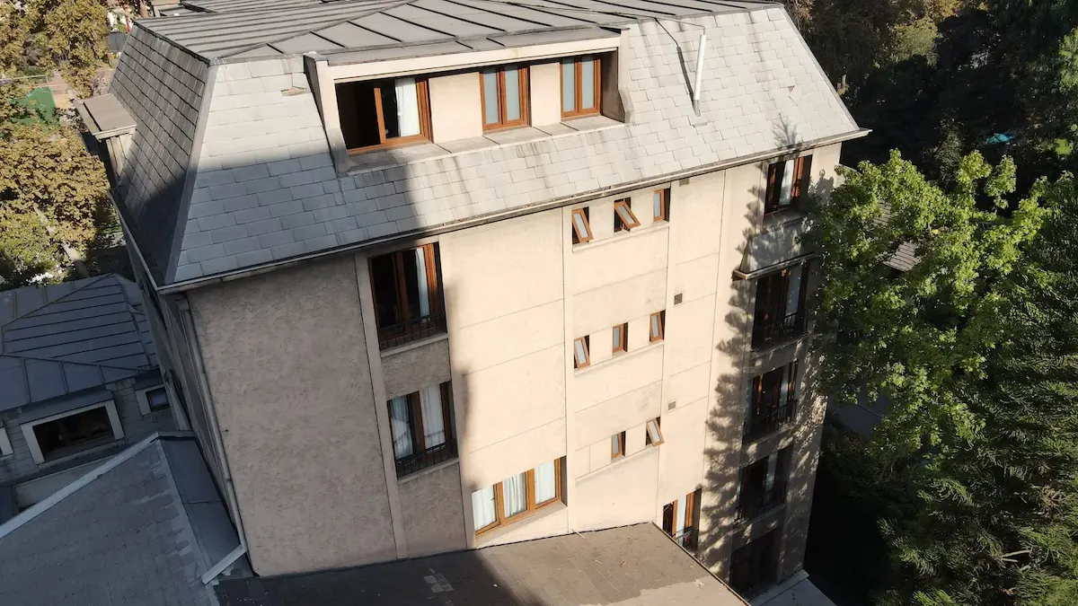 Ventanas termopanel PVC instaladas en edificio en Providencia